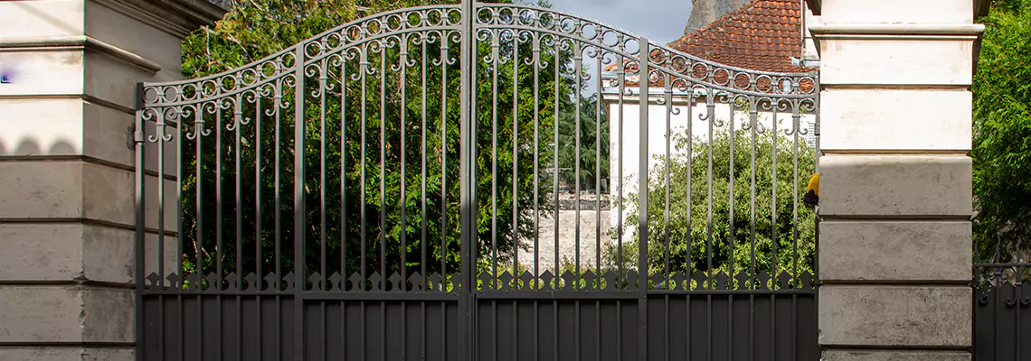 Wooden Swing Gate Repair in Melrose Park, SA